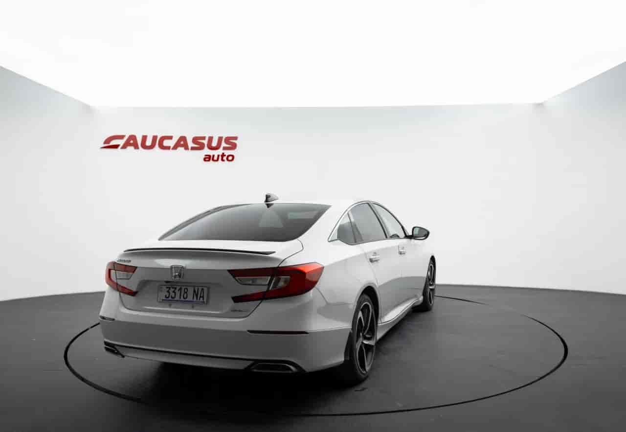 HONDA Accord - 4