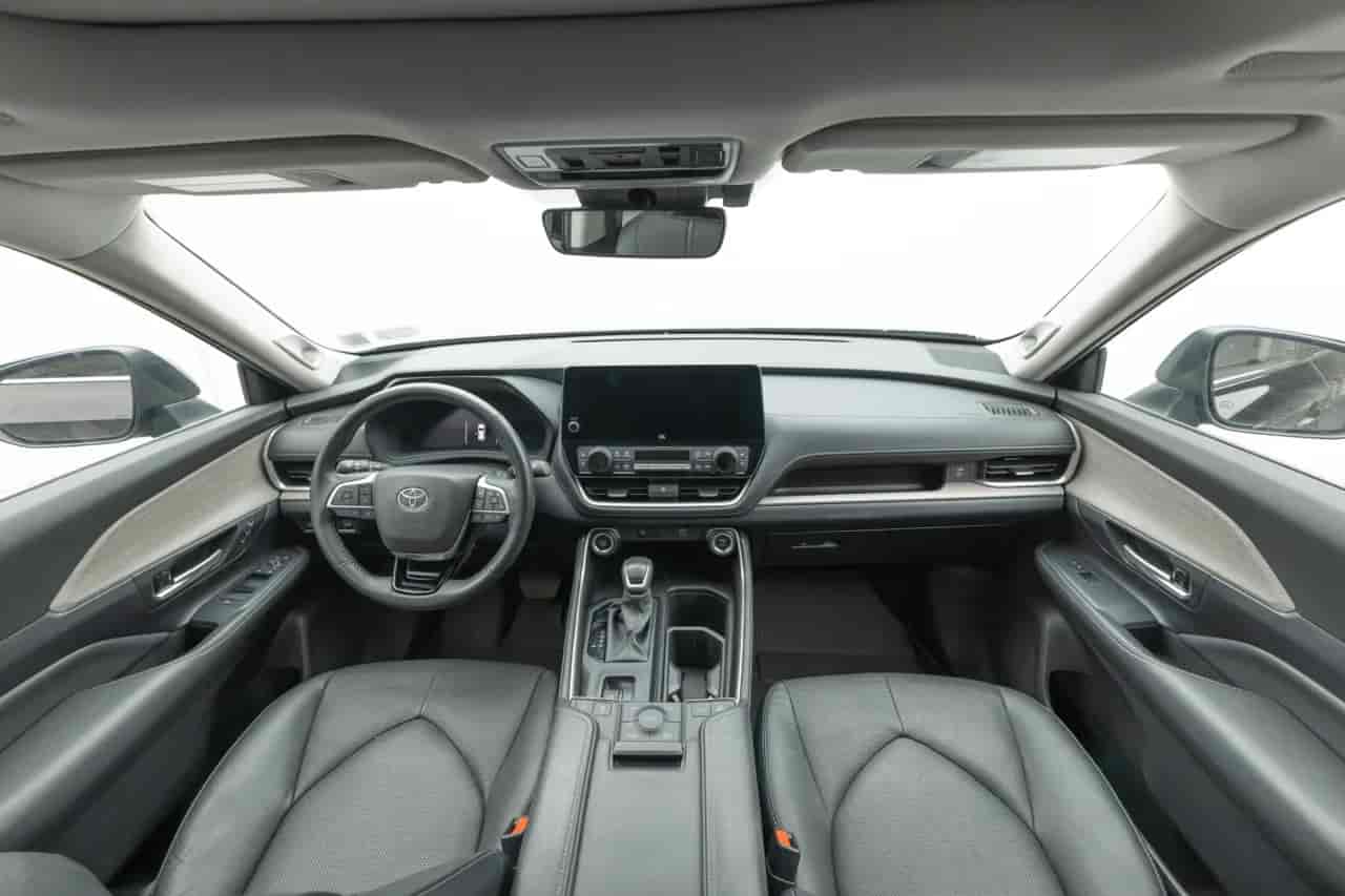 TOYOTA Grand Highlander - 9