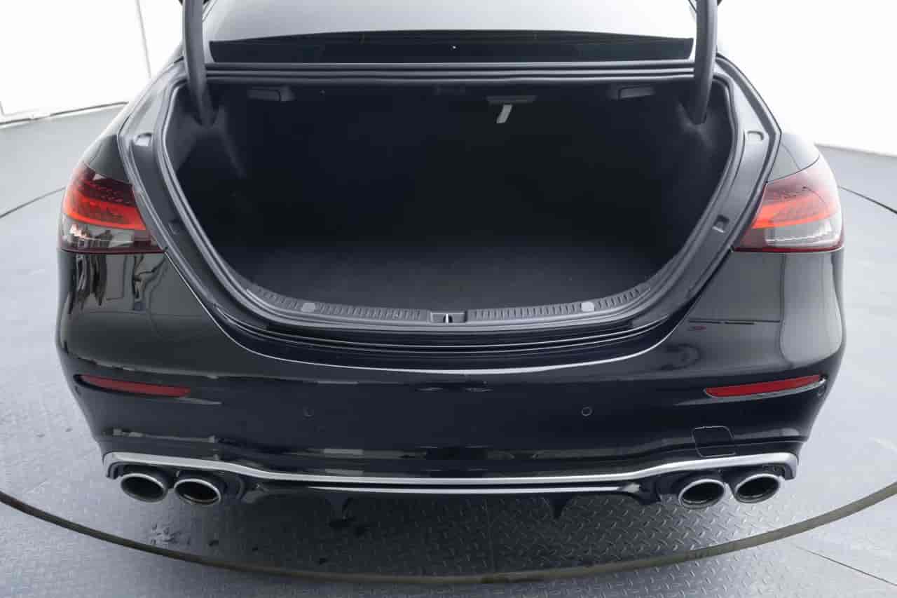 MERCEDES-BENZ E-Class - 10