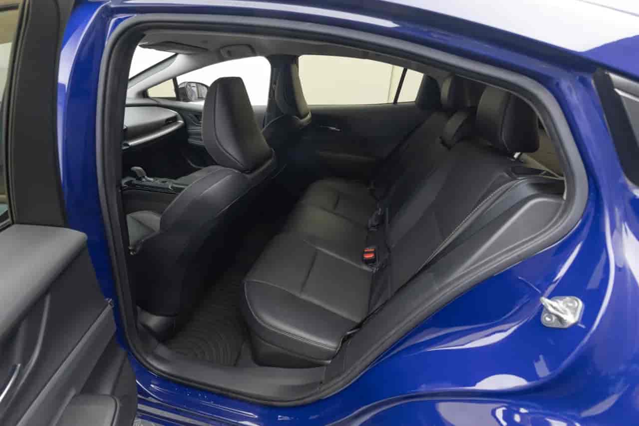 TOYOTA Prius - 8