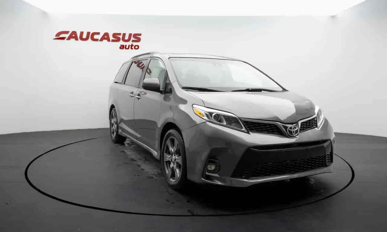 TOYOTA Sienna - 9
