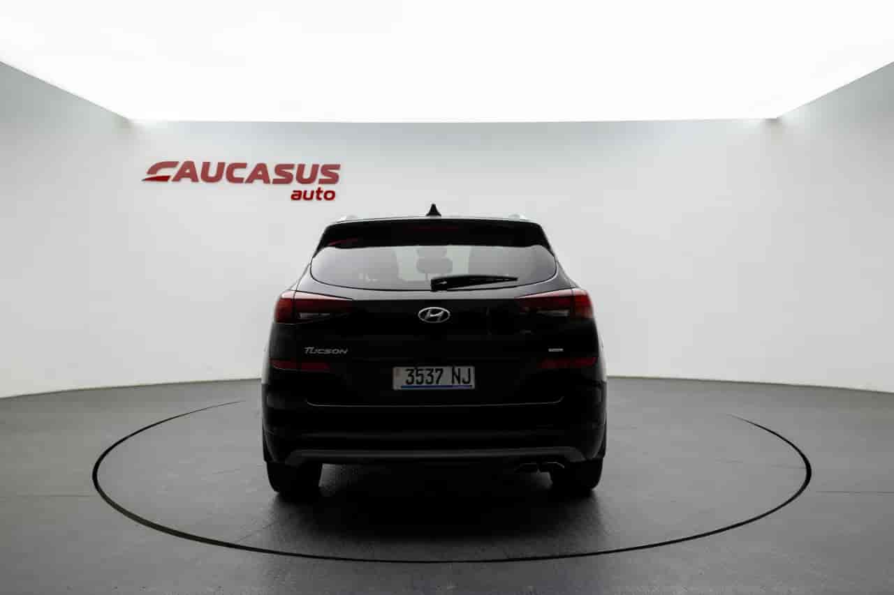 HYUNDAI Tucson - 5