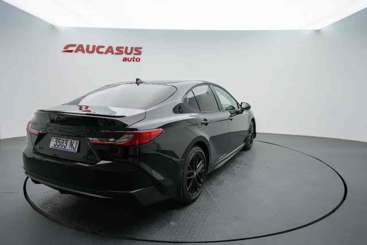 TOYOTA Camry - 4