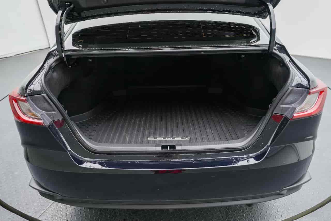 TOYOTA Camry - 7
