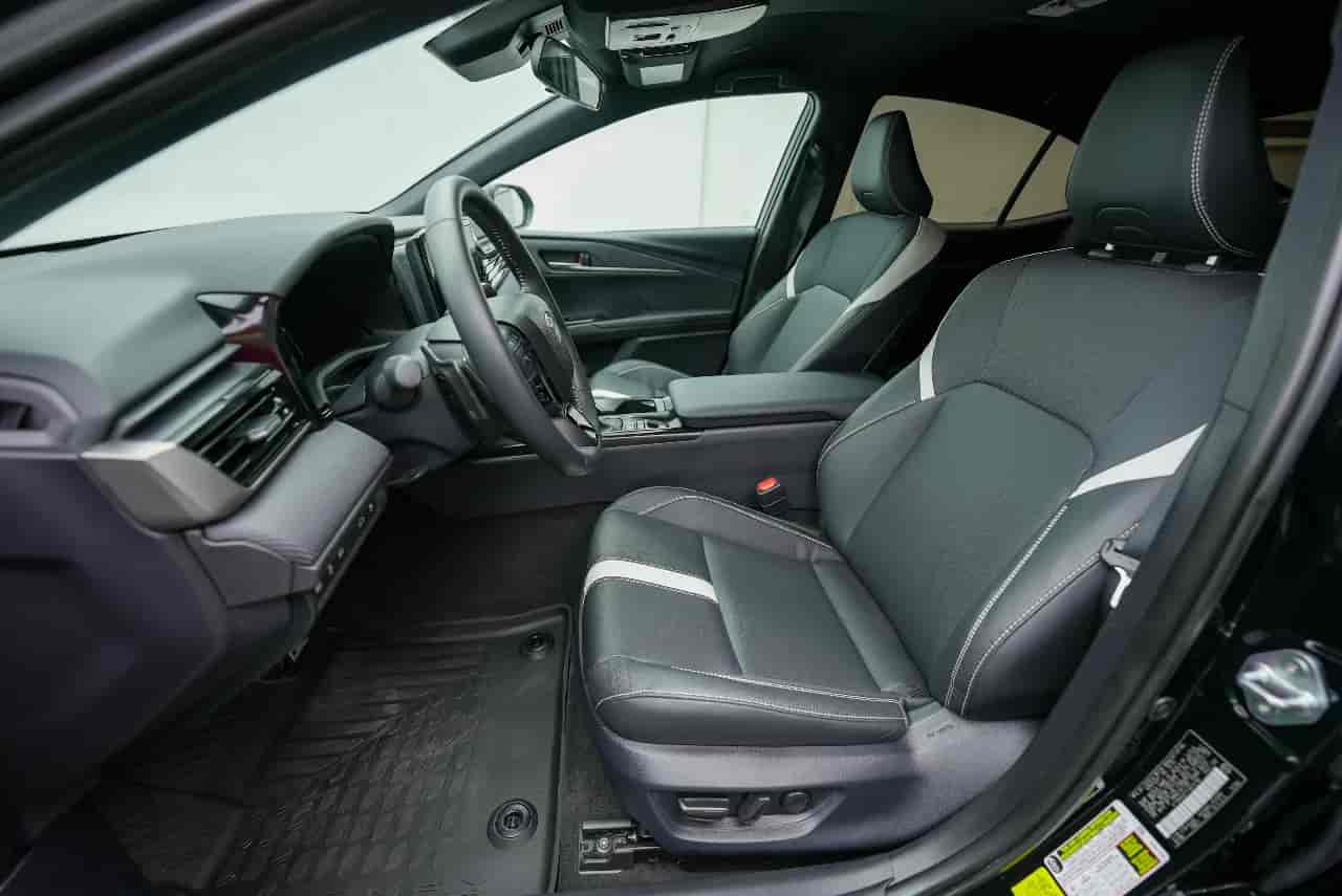 TOYOTA Camry - 10