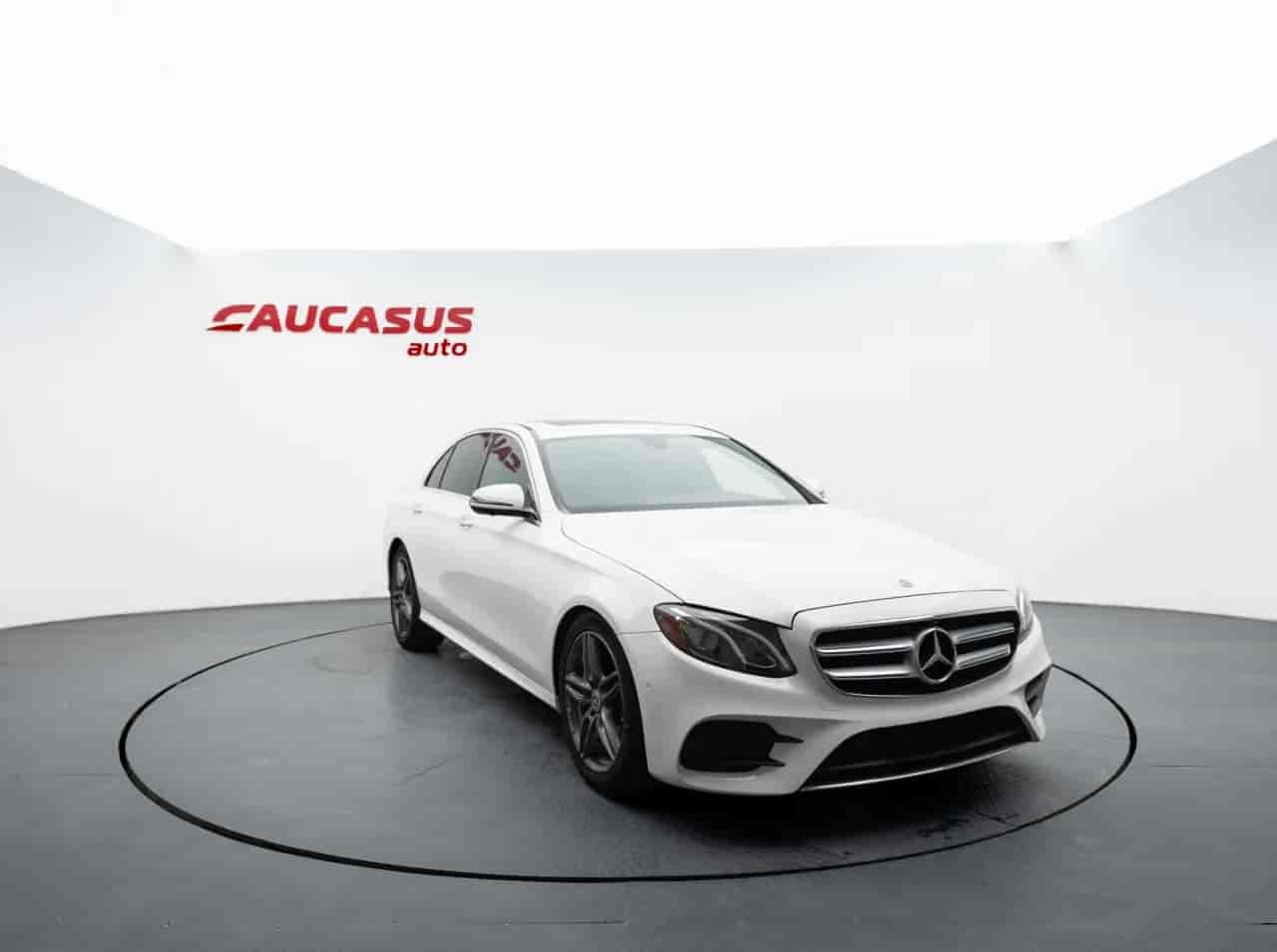 MERCEDES-BENZ E-Class - 3