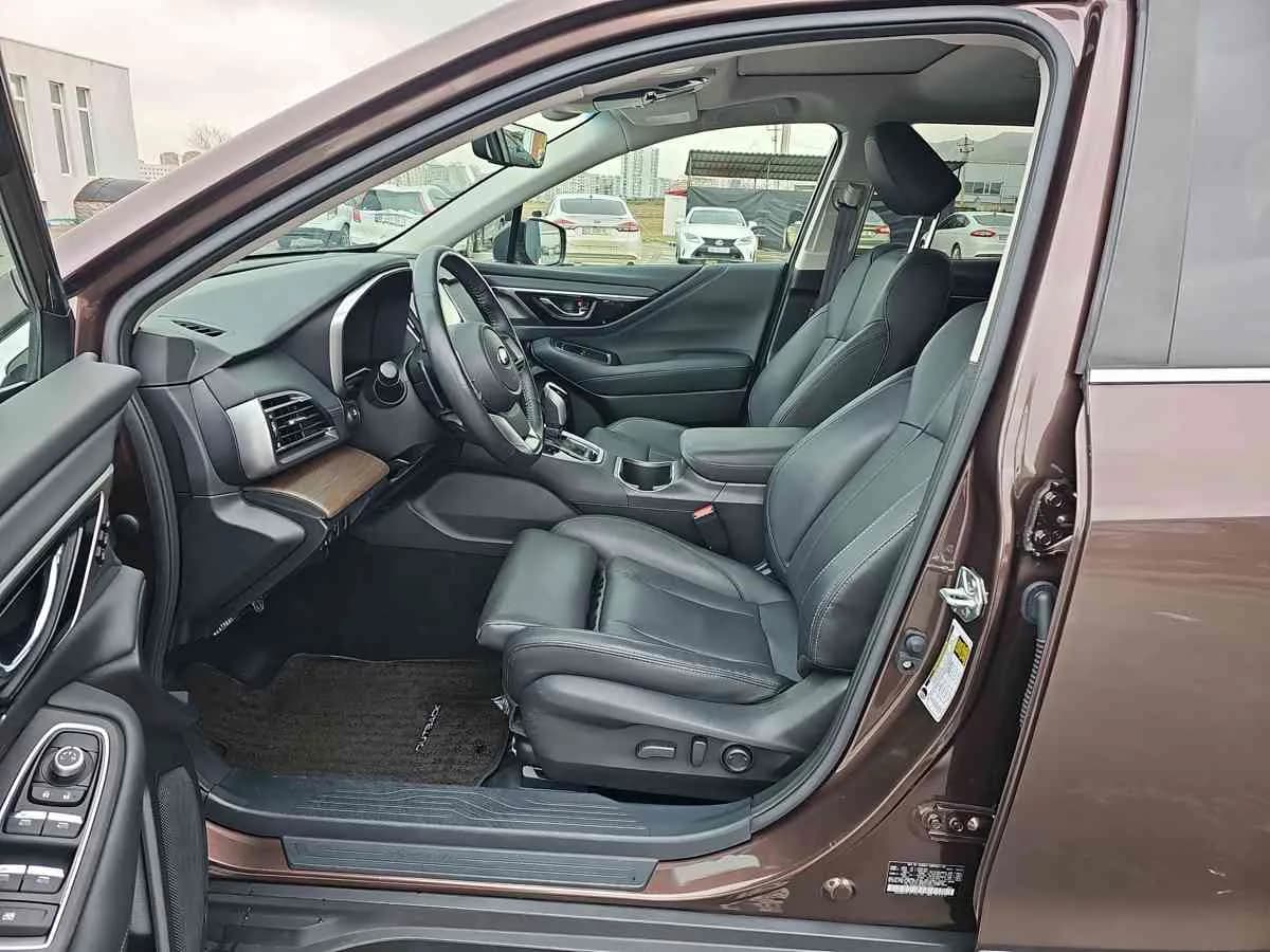 SUBARU Outback - 10
