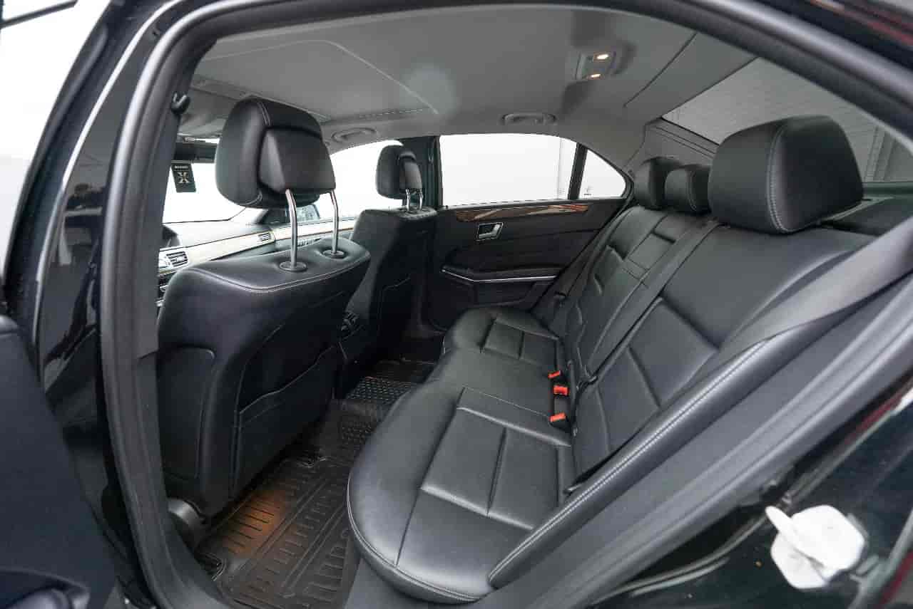 MERCEDES-BENZ E-Class - 8