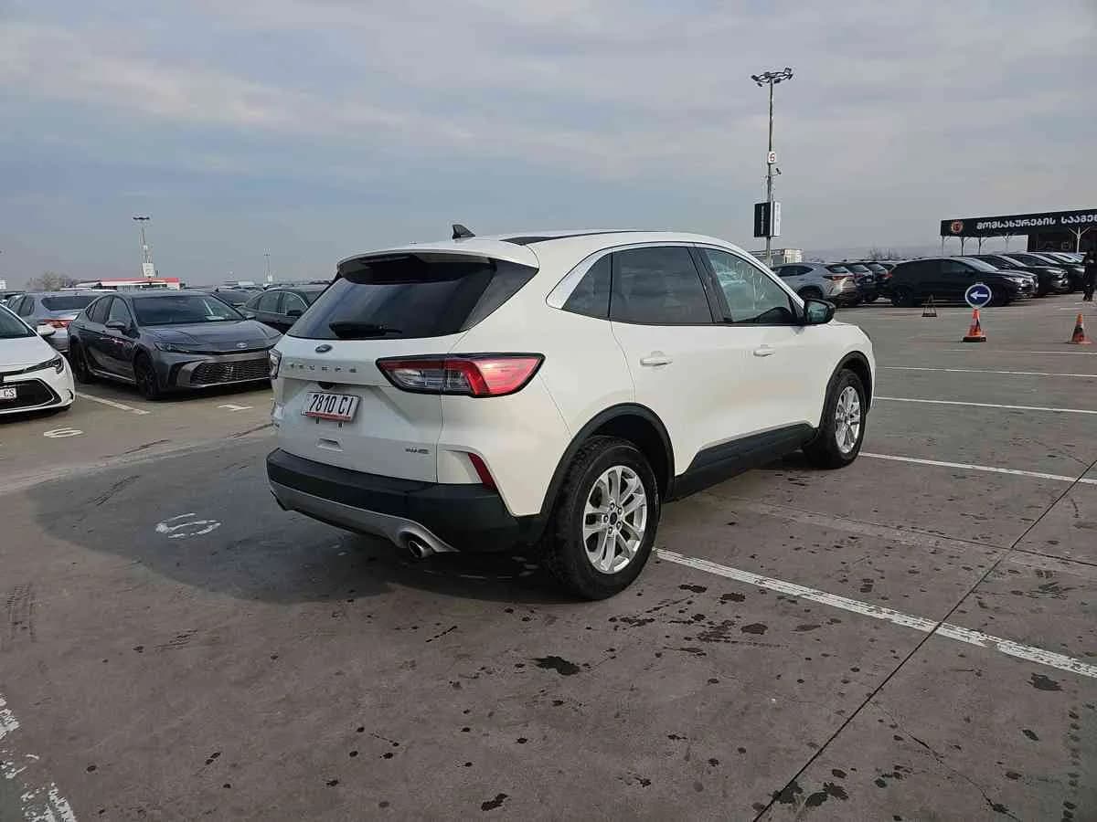 FORD Escape - 4
