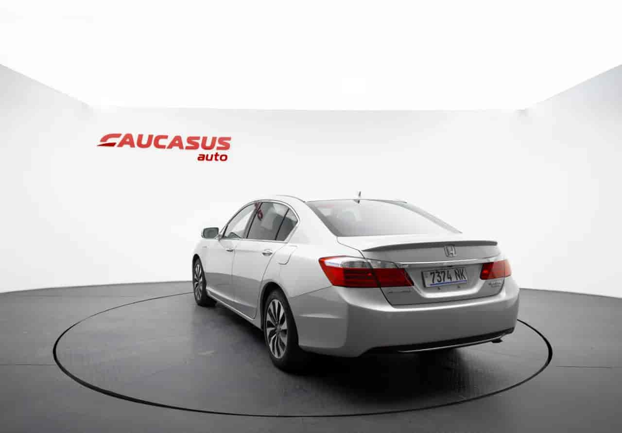HONDA Accord - 6