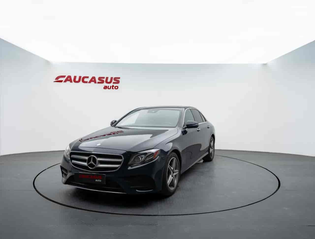 MERCEDES-BENZ E-Class - 1