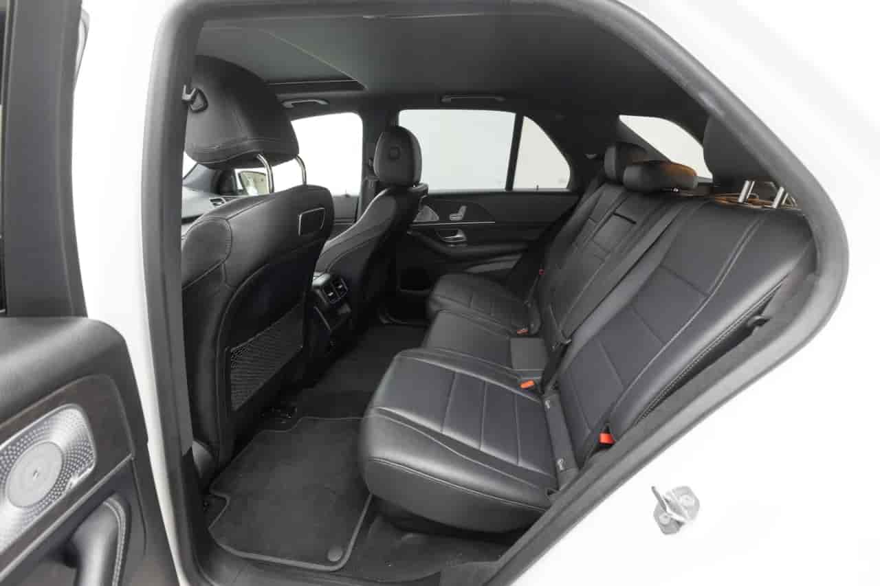 MERCEDES-BENZ E-Class - 8