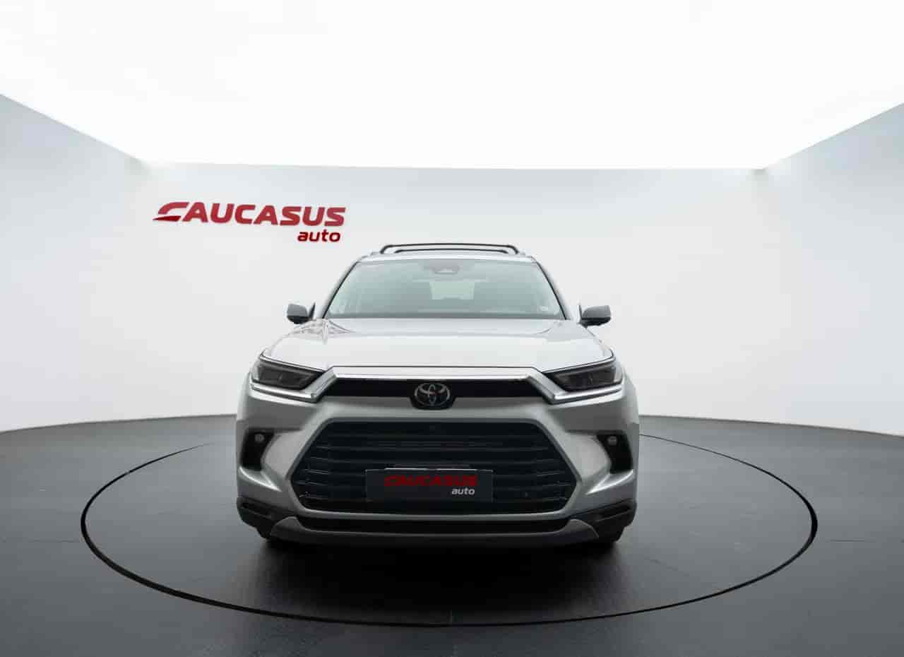 TOYOTA Grand Highlander - 2