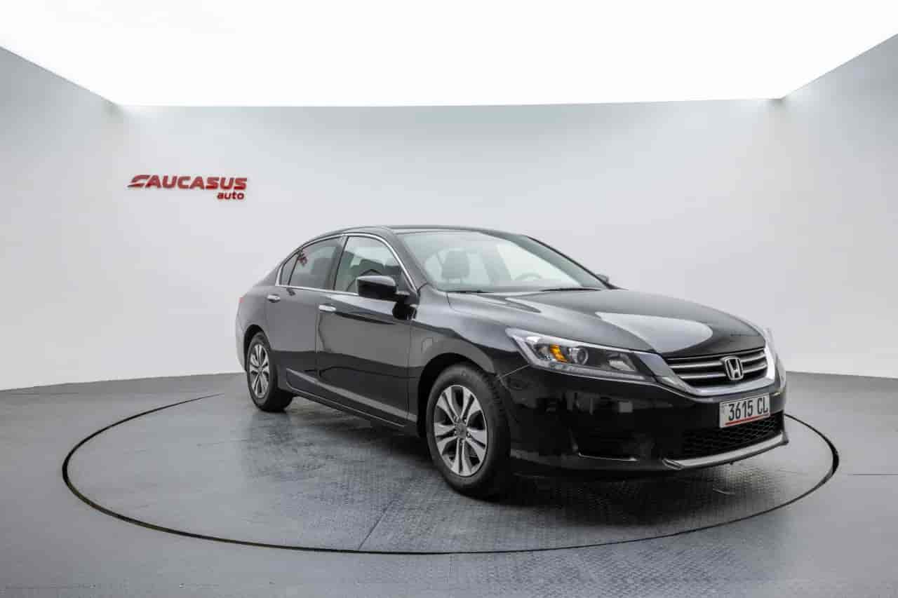 HONDA Accord - 1
