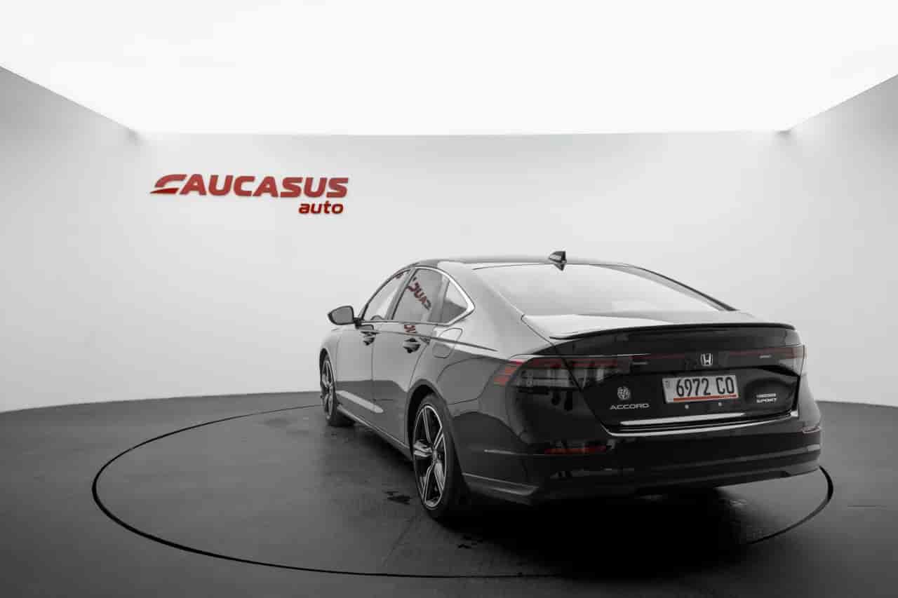 HONDA Accord - 4