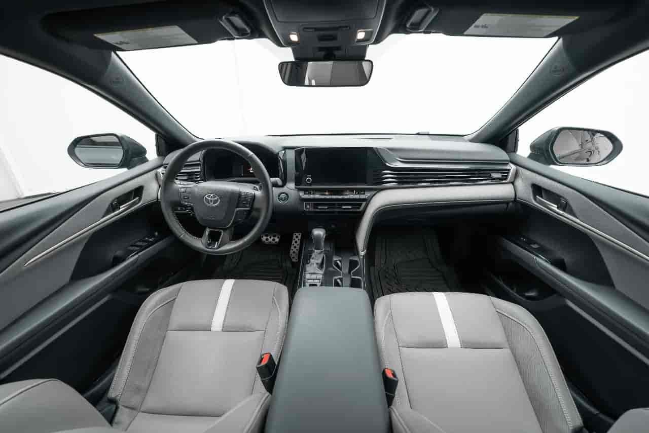 TOYOTA Camry - 9