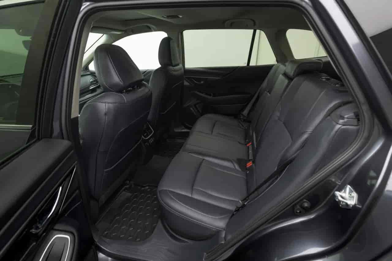 SUBARU Outback - 8