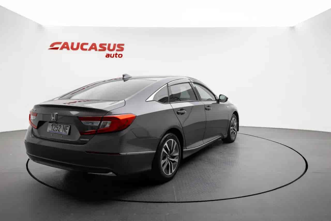 HONDA Accord - 4