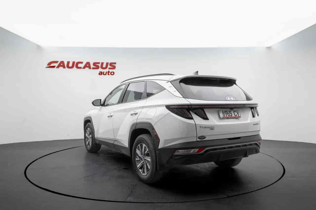 HYUNDAI Tucson - 7