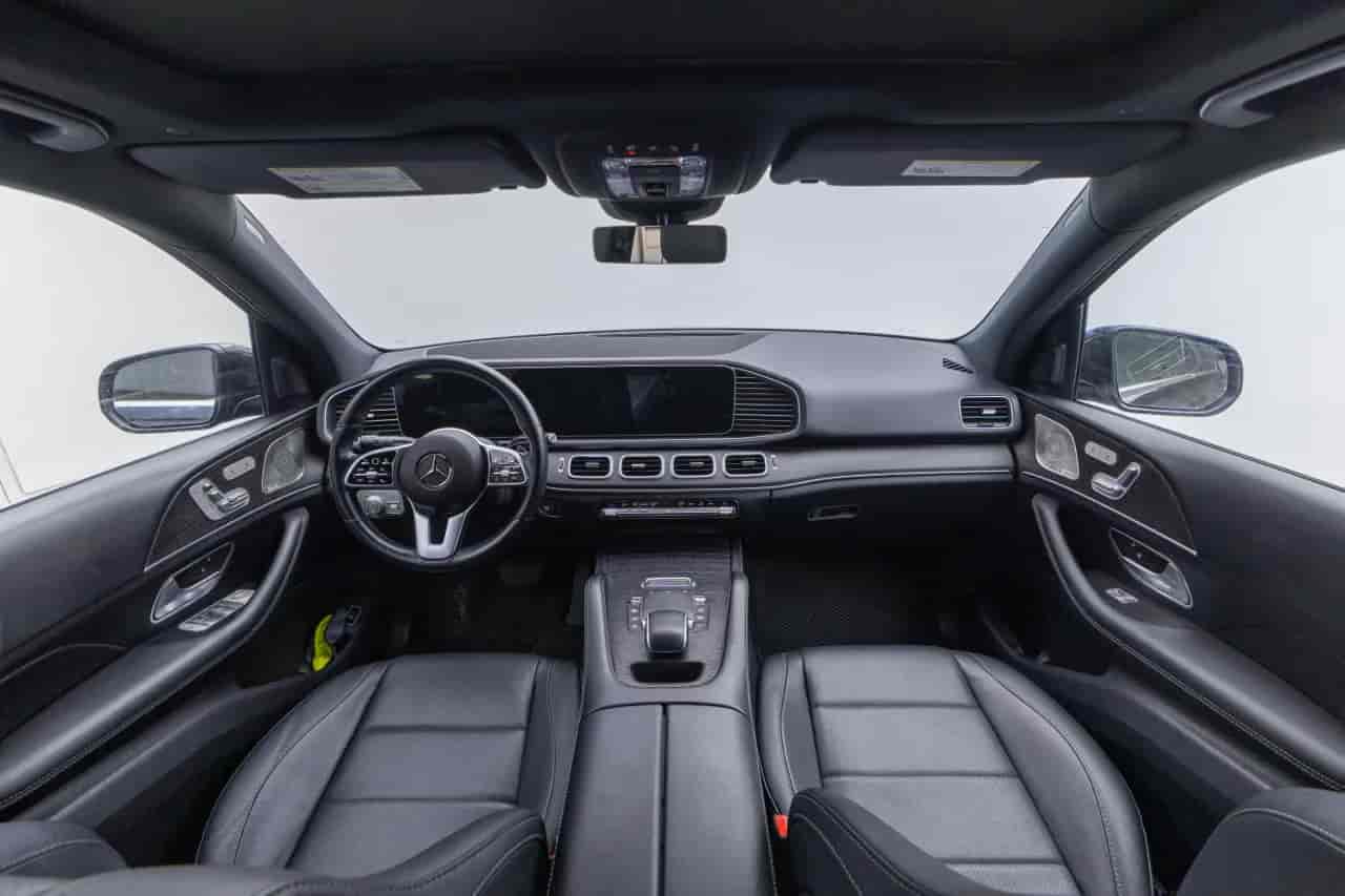 MERCEDES-BENZ E-Class - 9
