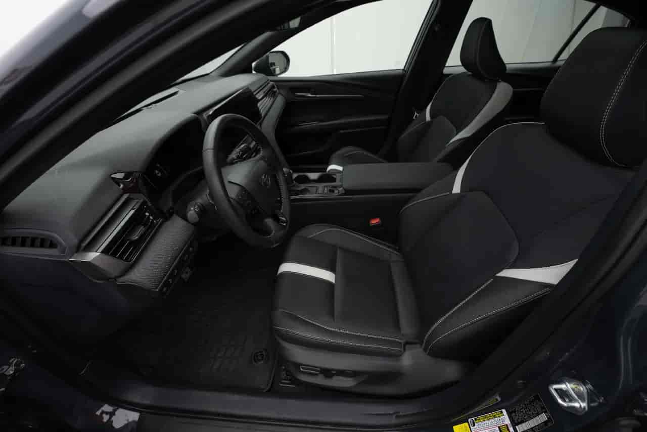 TOYOTA Camry - 10