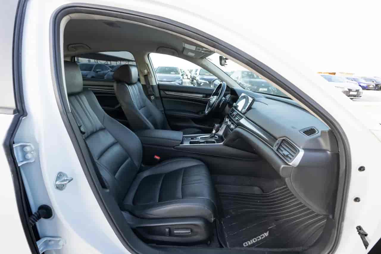 HONDA Accord - 4