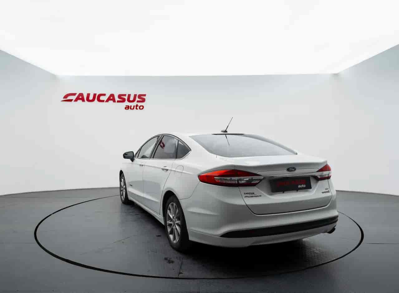 FORD Fusion - 6