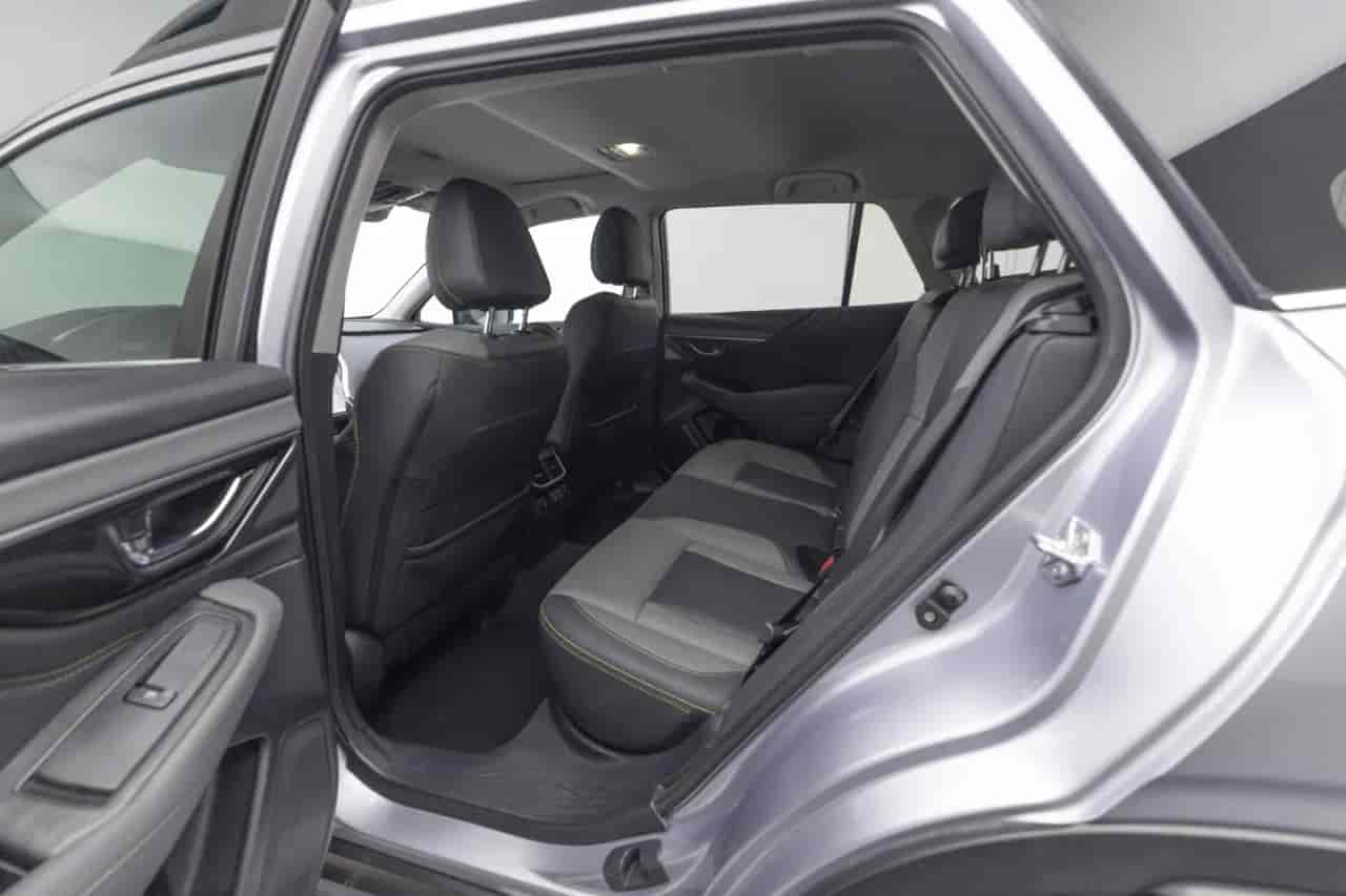 SUBARU Outback - 8