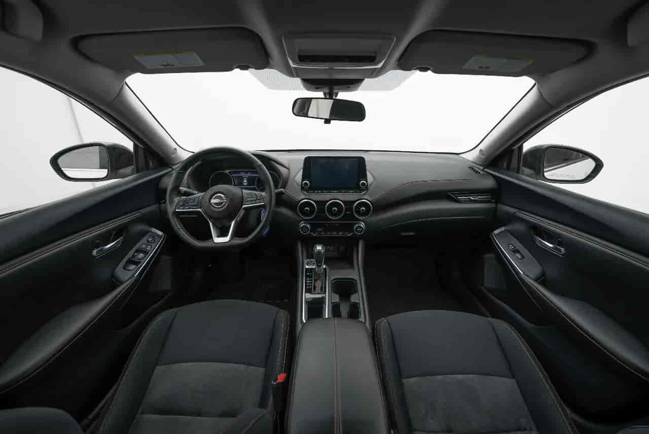 NISSAN Sentra - 9
