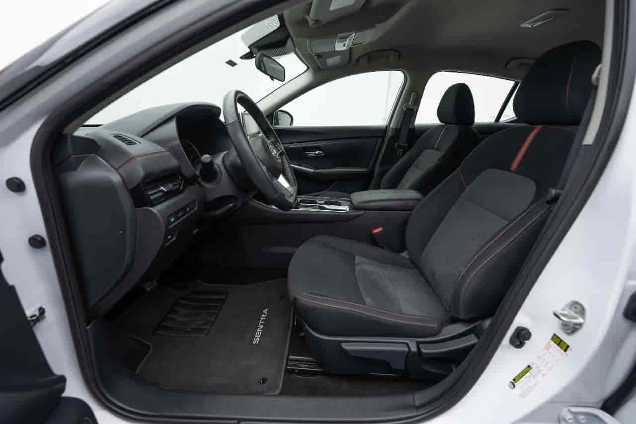 NISSAN Sentra - 10
