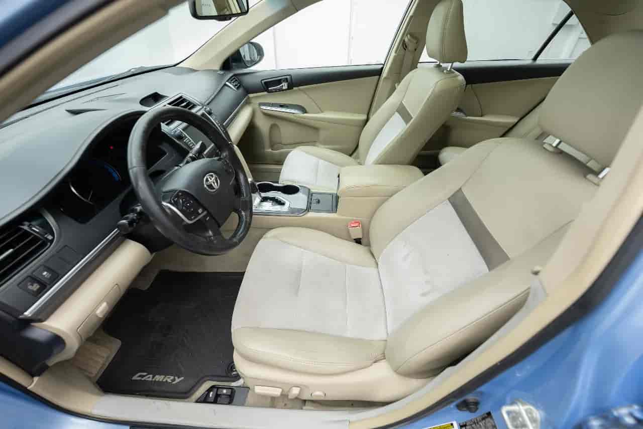 TOYOTA Camry - 10