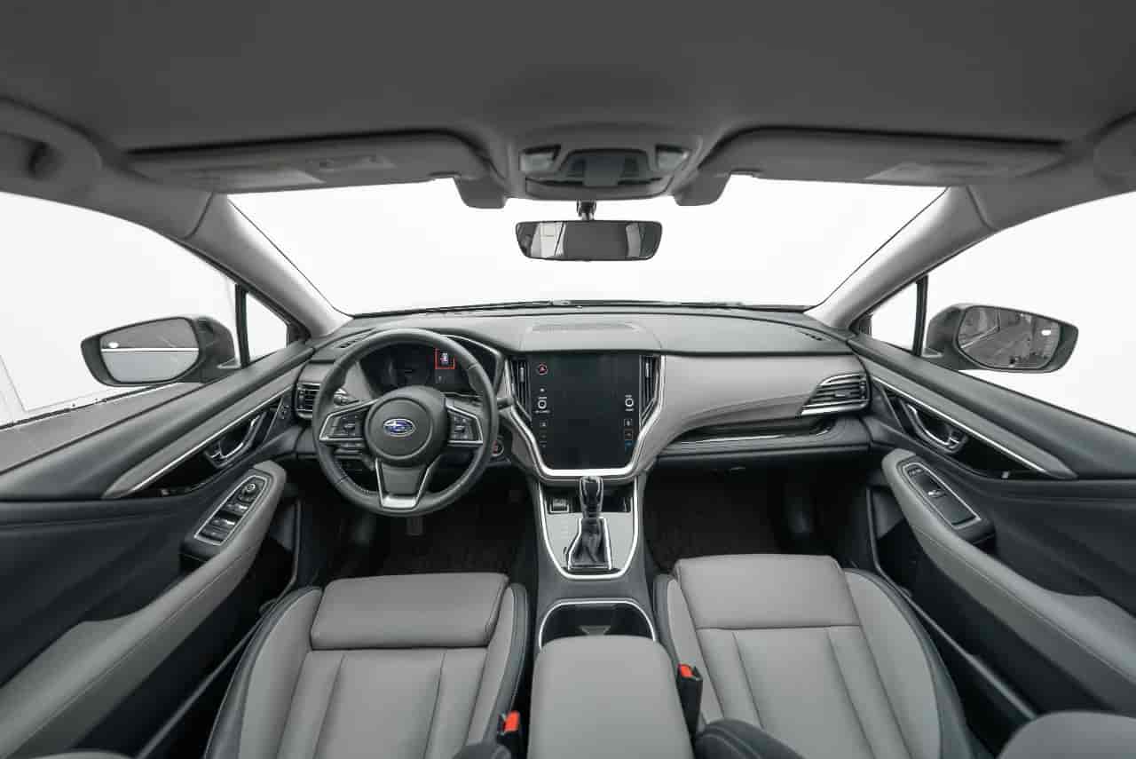 SUBARU Outback - 9