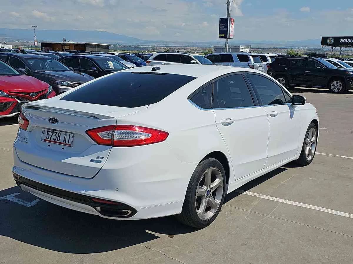 FORD Fusion - 4