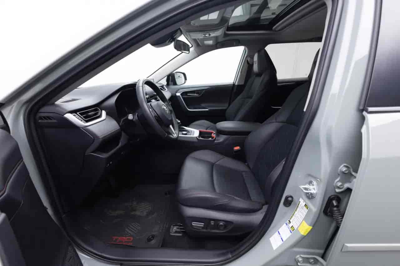 TOYOTA RAV4 - 10
