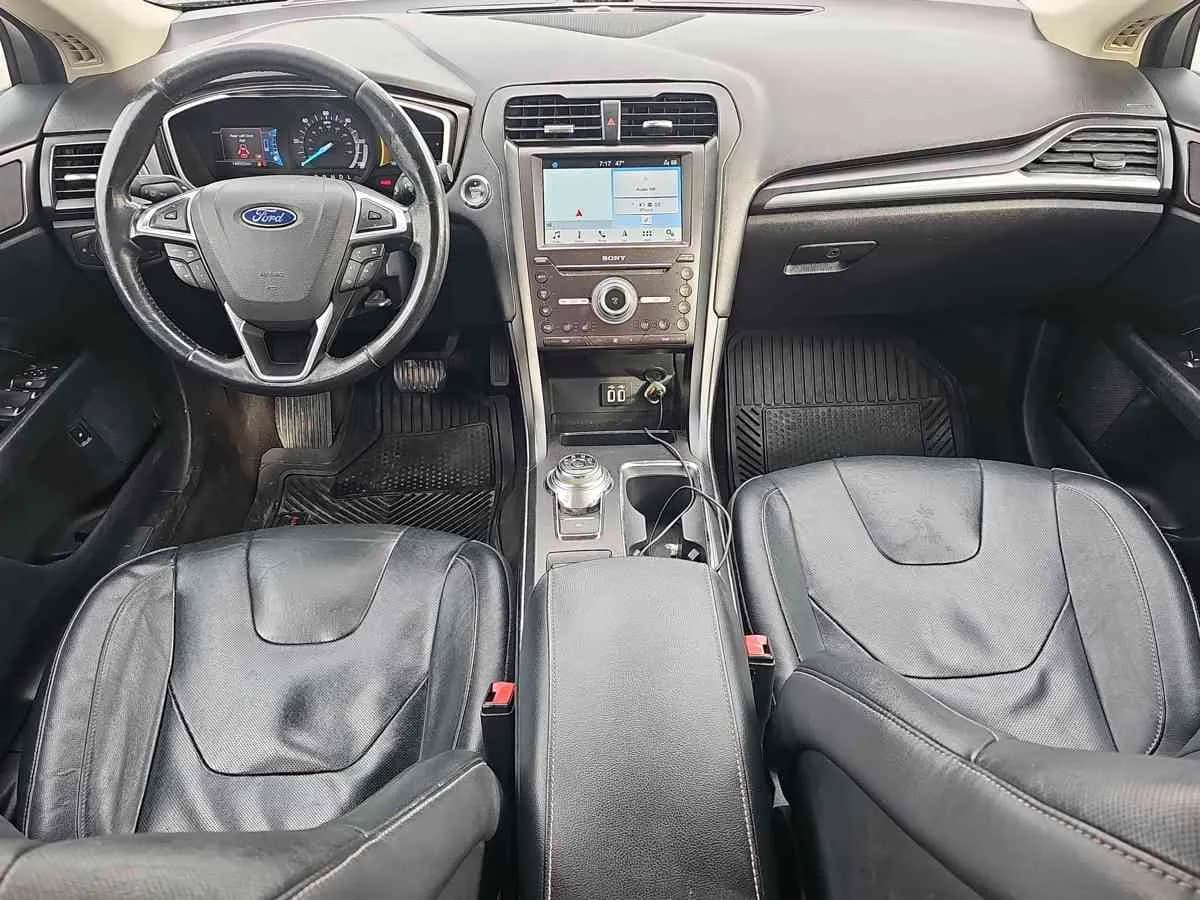 FORD Fusion - 8