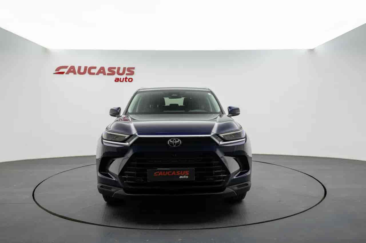 TOYOTA Grand Highlander - 2