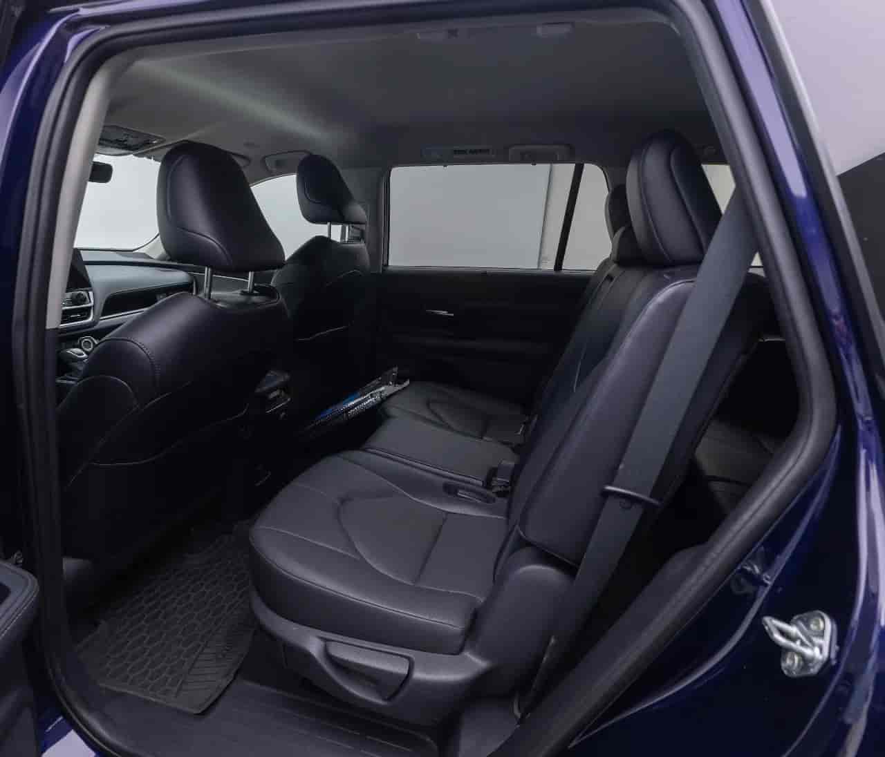 TOYOTA Grand Highlander - 8