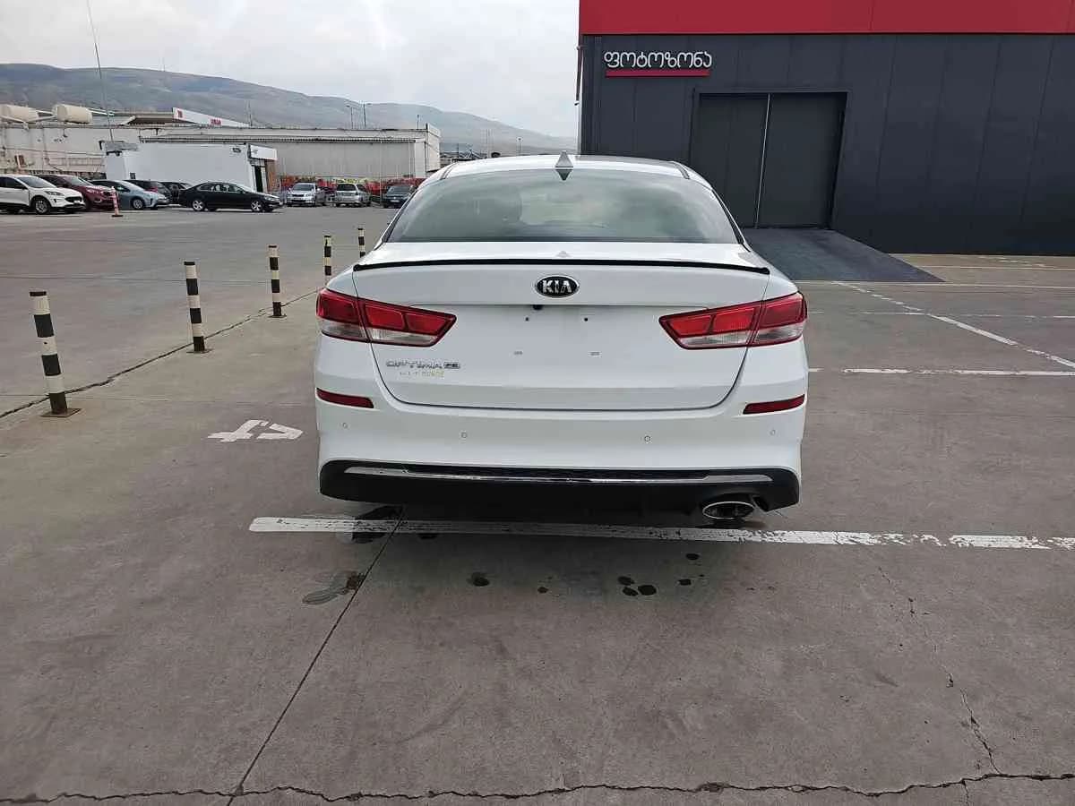 KIA Optima - 5
