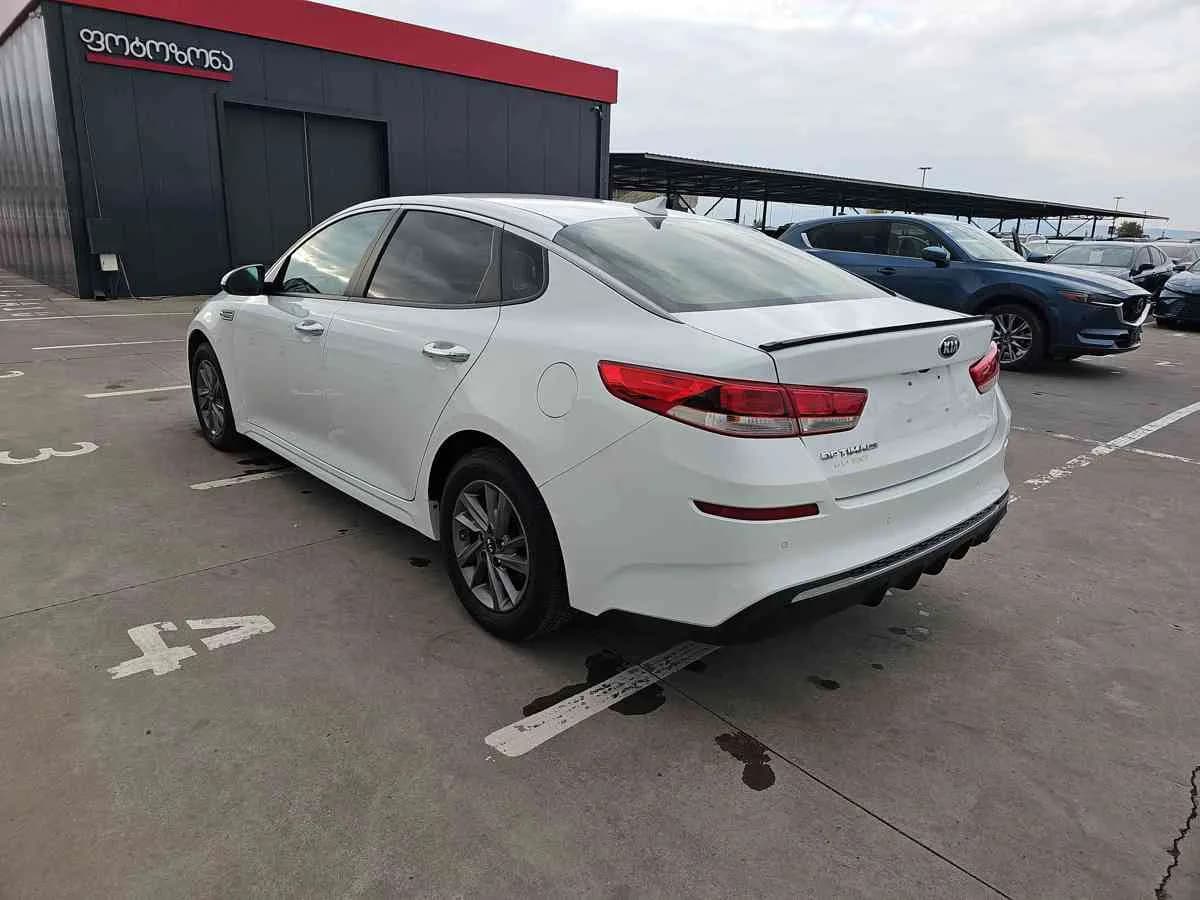 KIA Optima - 6