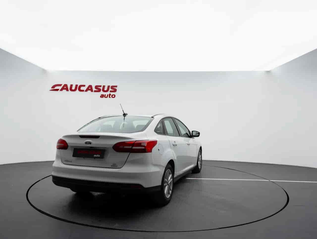 FORD Focus - 4
