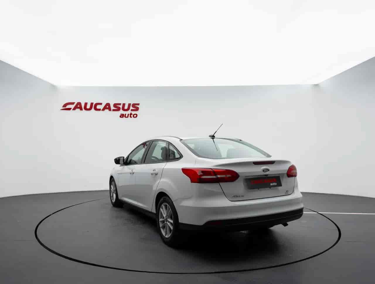 FORD Focus - 6