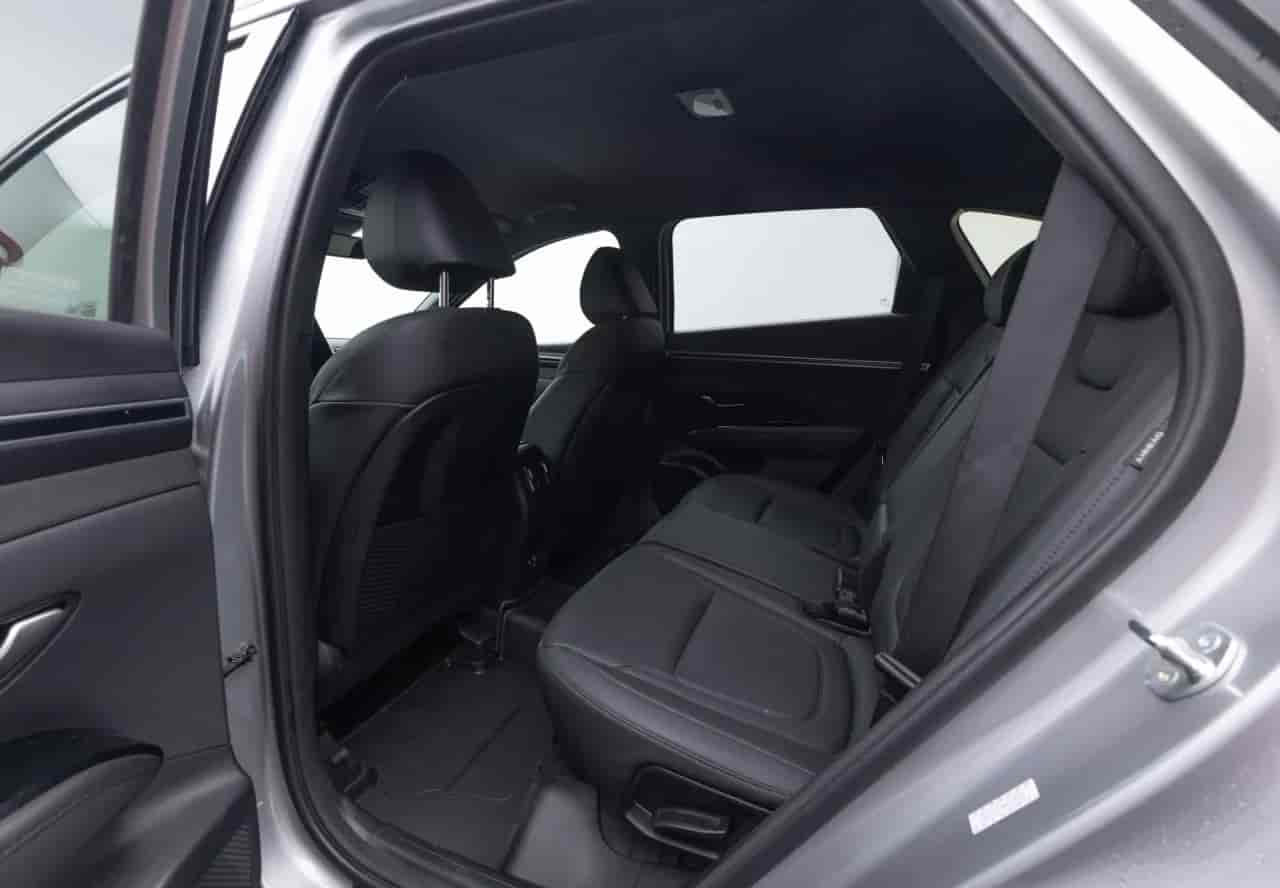 HYUNDAI Tucson - 8