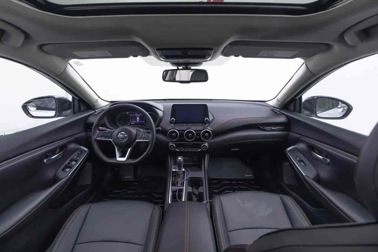 NISSAN Sentra - 8