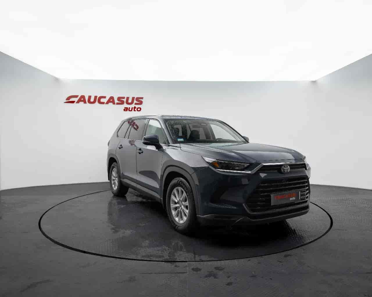 TOYOTA Grand Highlander - 3