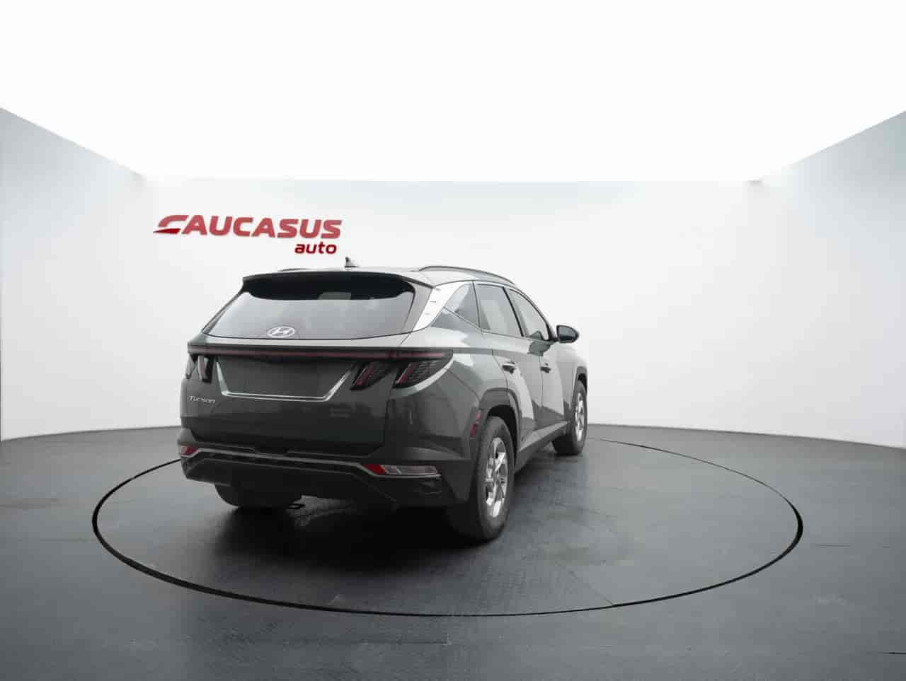 HYUNDAI Tucson - 4