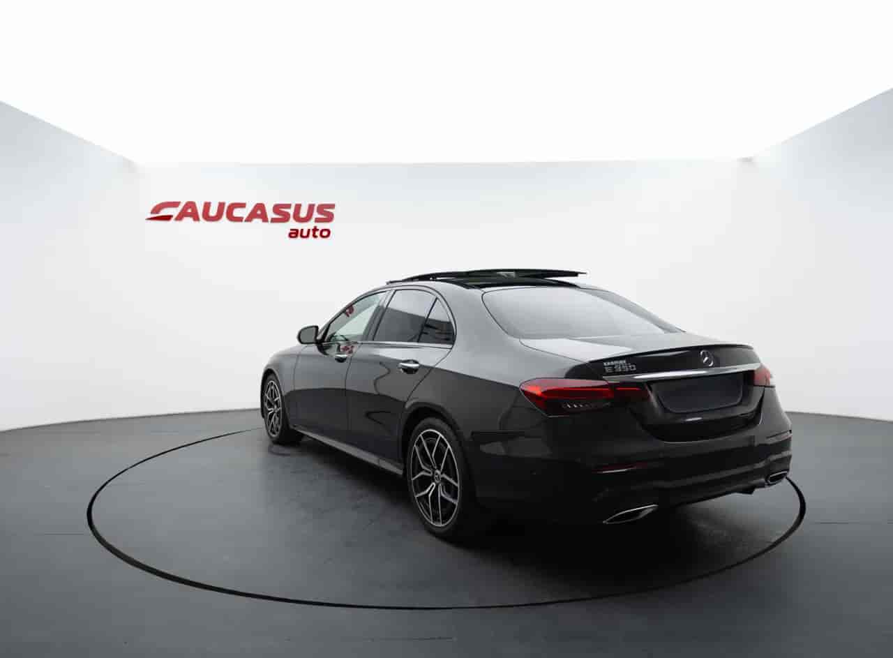 MERCEDES-BENZ E-Class - 6
