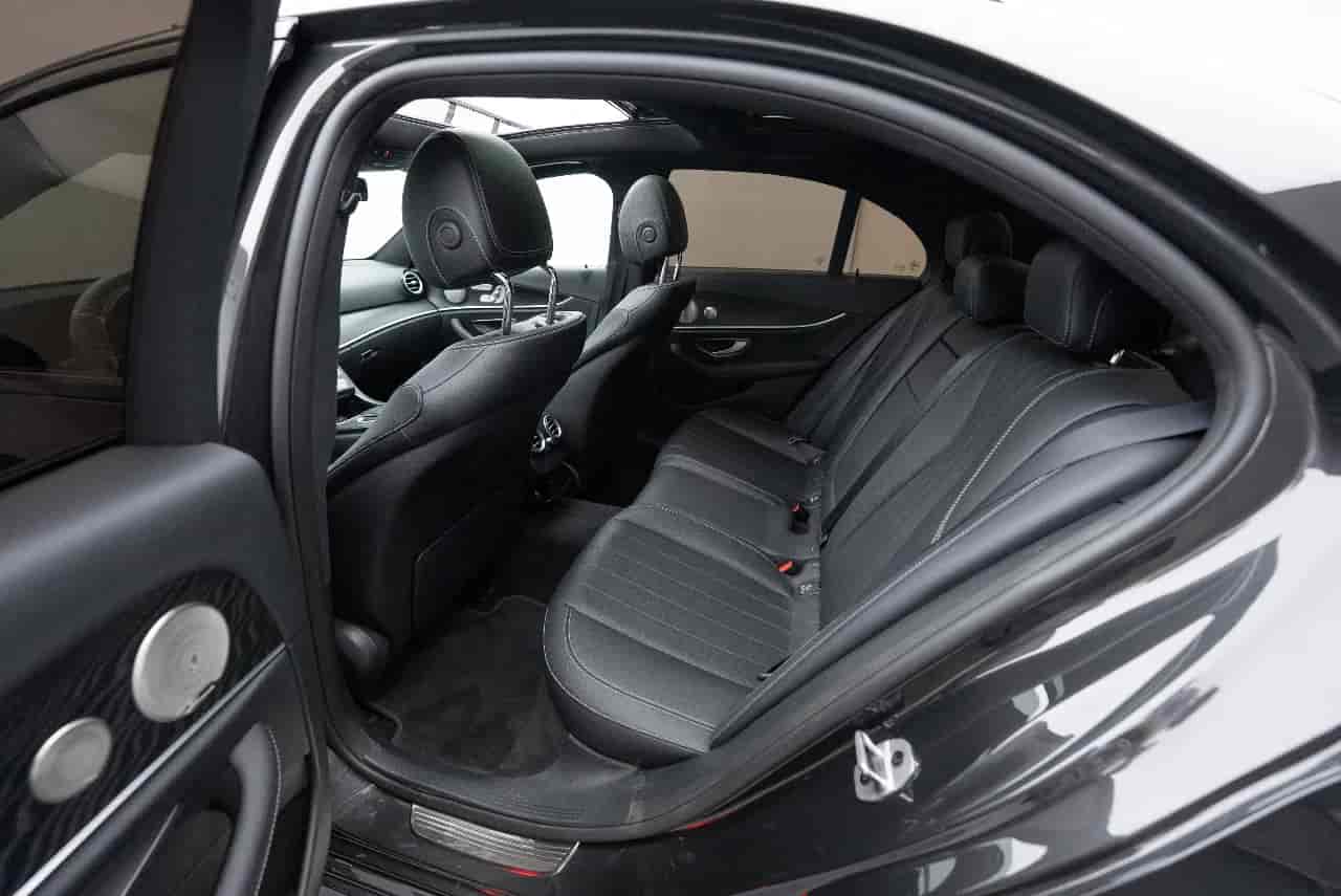 MERCEDES-BENZ E-Class - 8