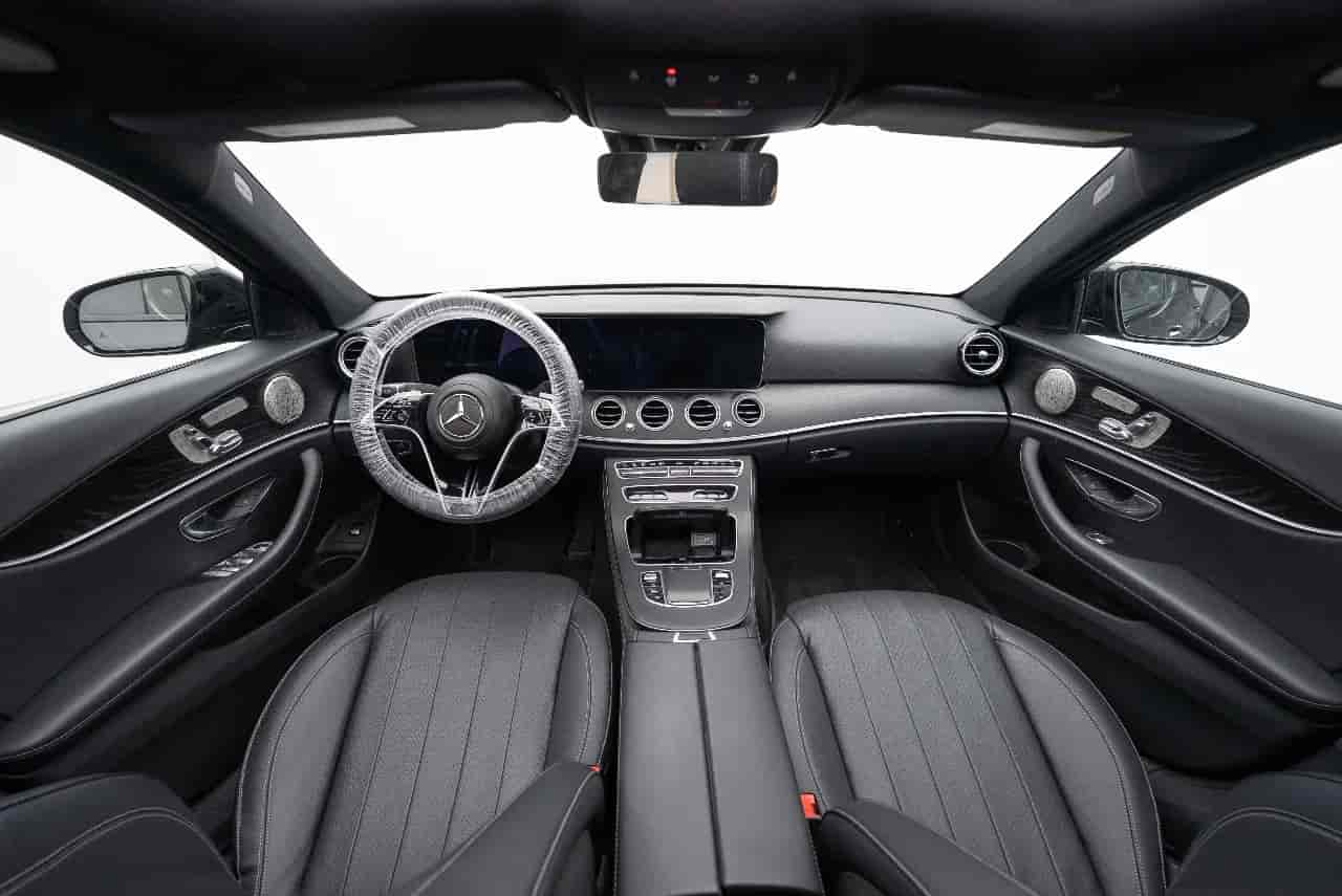 MERCEDES-BENZ E-Class - 9