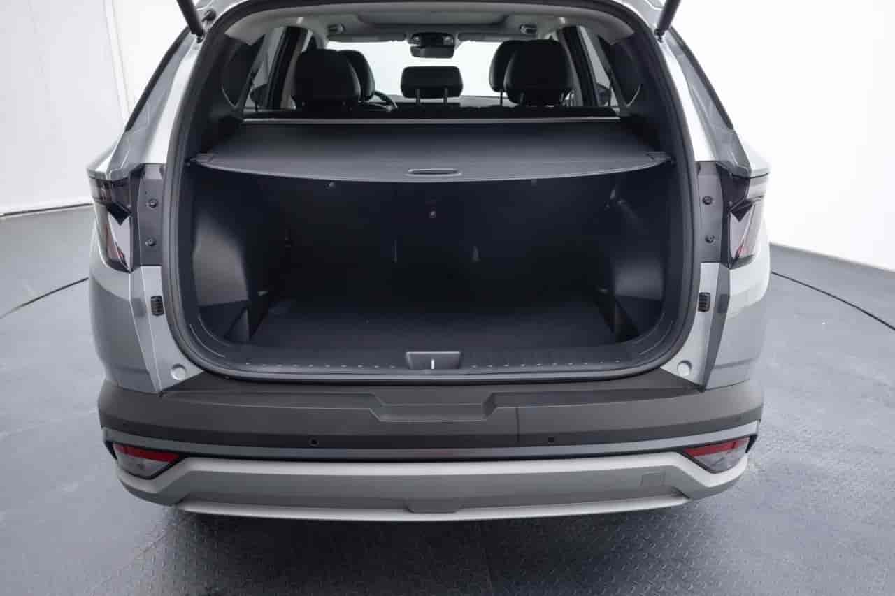 HYUNDAI Tucson - 7