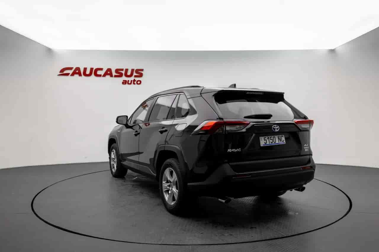 TOYOTA RAV4 - 7